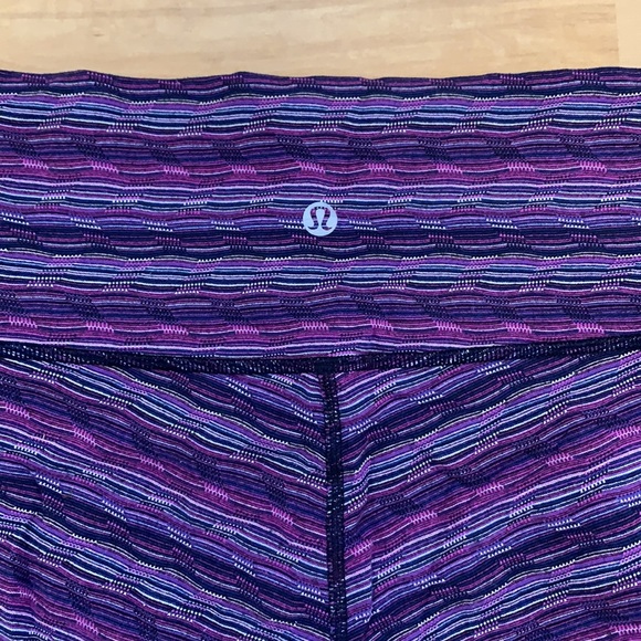 Lululemon leggings - Picture 4 of 5